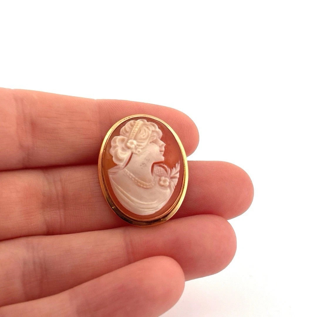 Vintage Hand-Carved Shell Cameo 14K Gold 3.57g Pendant Brooch 3.75cm x 2cm