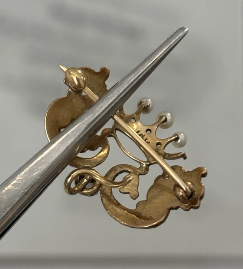 Antique 14K Yellow Gold Seed Pearl & Diamond 3.18g Dragon Crown Enhancer Brooch