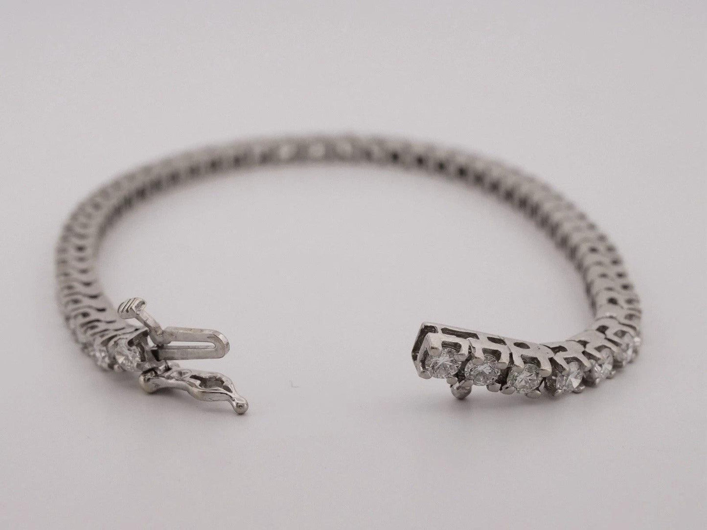 Natural Diamond 14K White Gold 4.00ctw SI2 G-H 7in 11.74g Tennis Bracelet - Devine & Co.