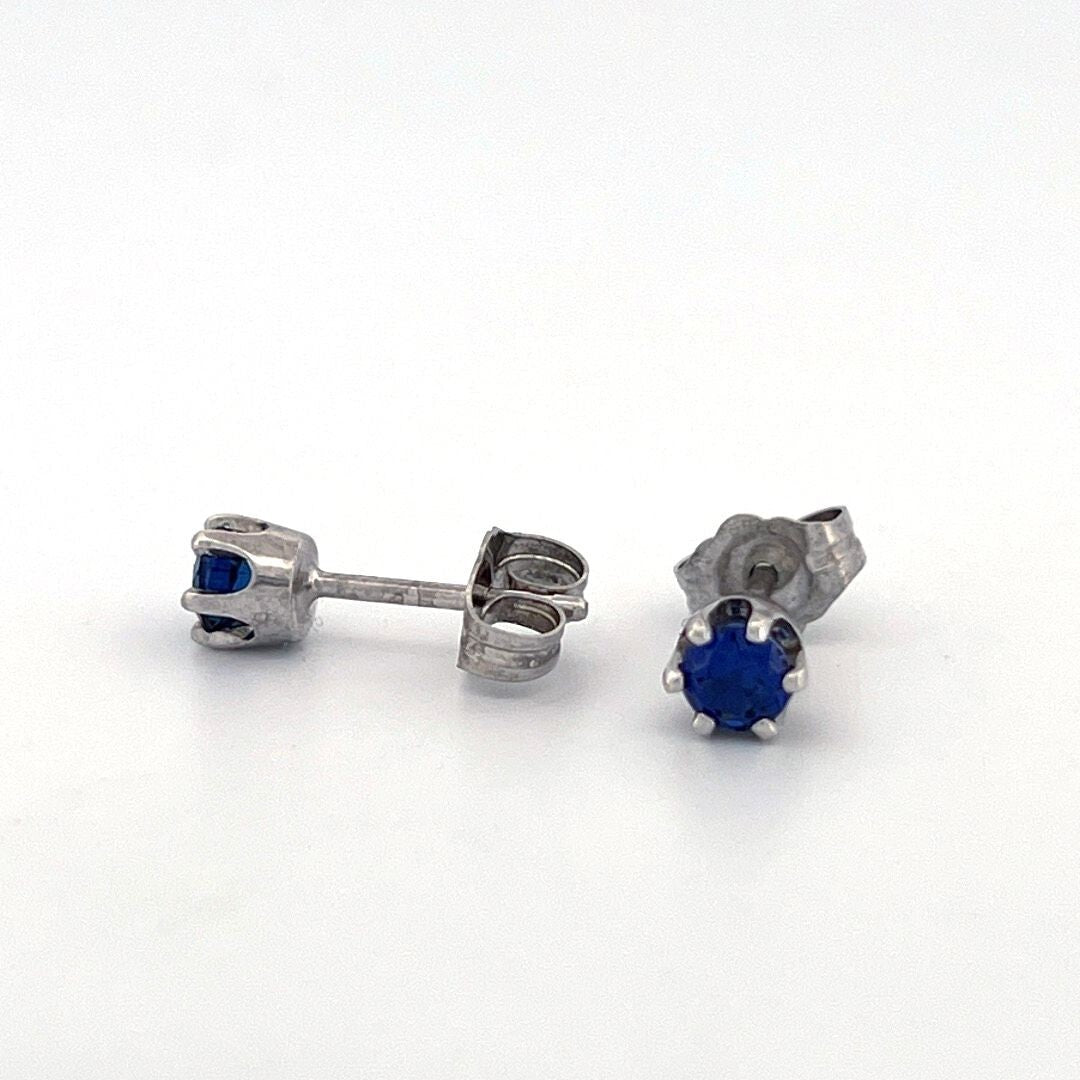 Natural Round Blue 0.50ctw Sapphire 14K White Gold 3.50mm Stud Earrings - Devine & Co.
