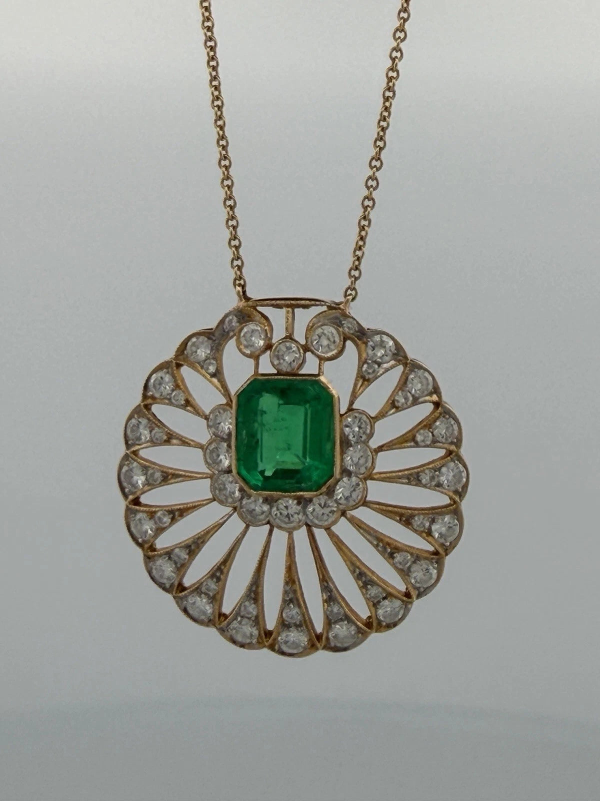 Natural Colombian Emerald and Diamond Pendant Necklace 18K Yellow Gold GIA Report, secondary angle