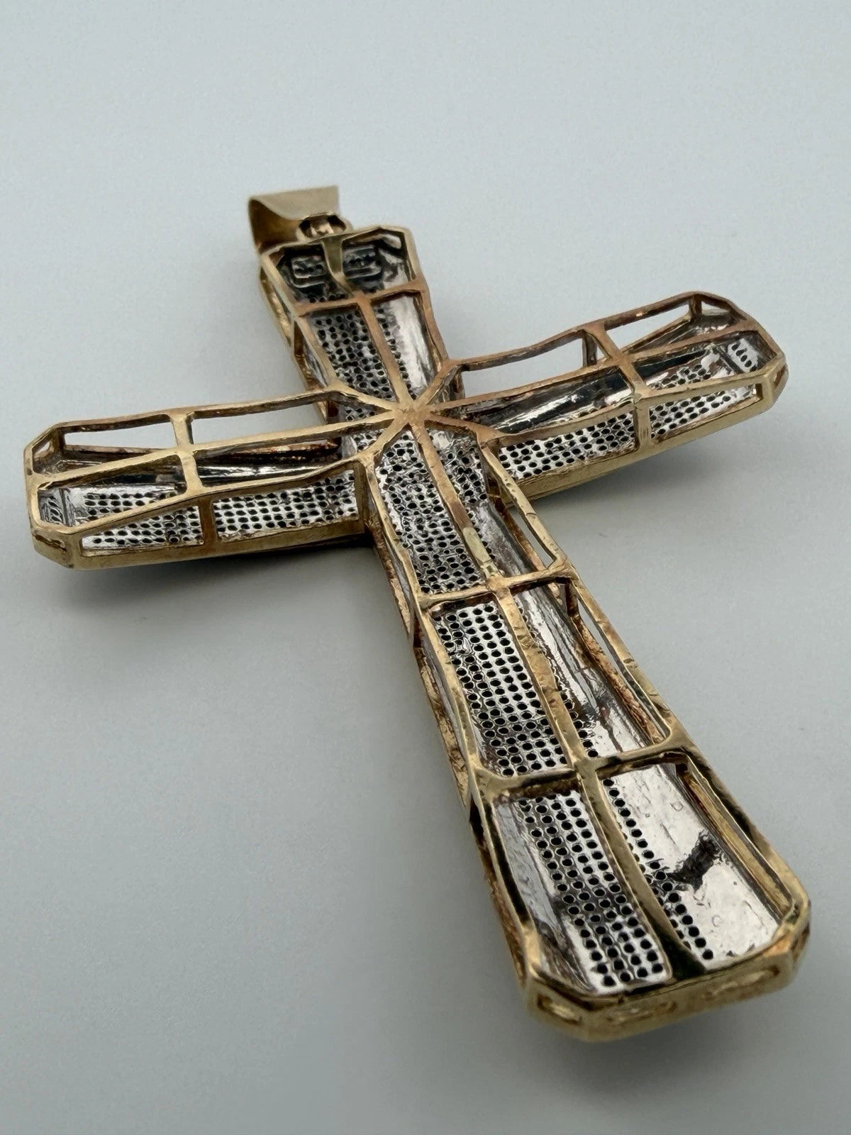 Massive 14K/10K Gold and Diamond Cross Pendant 17.7 Grams 3.5" Large Cross, stone detail