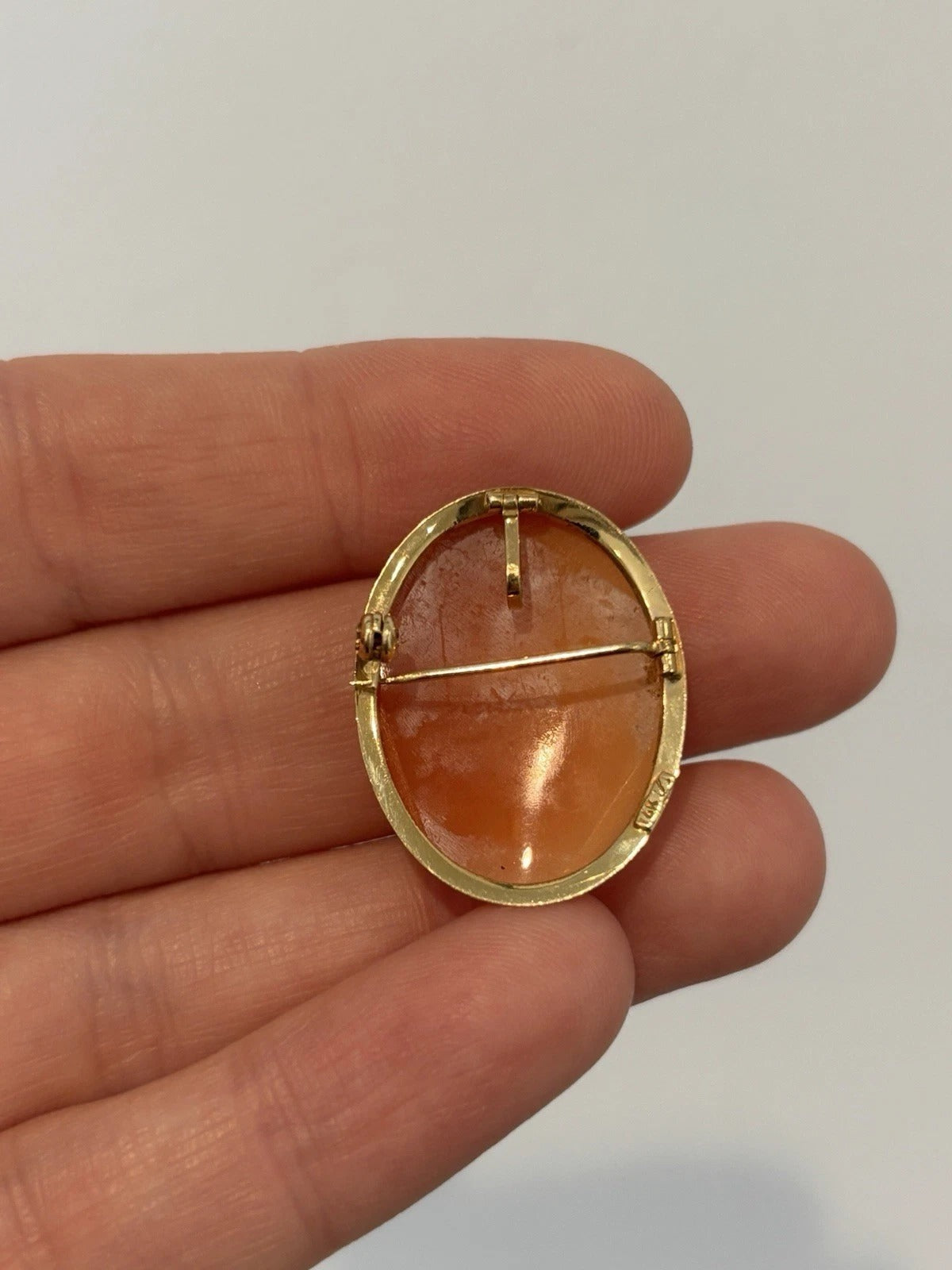 Vintage Hand-Carved Shell Cameo 14K Gold 3.57g Pendant Brooch 3.75cm x 2cm