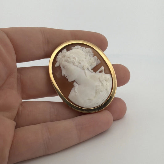 18K Solid Yellow Gold Shell Cameo Brooch Handmade Carmel - by - the - Sea 22g - Devine & Co.