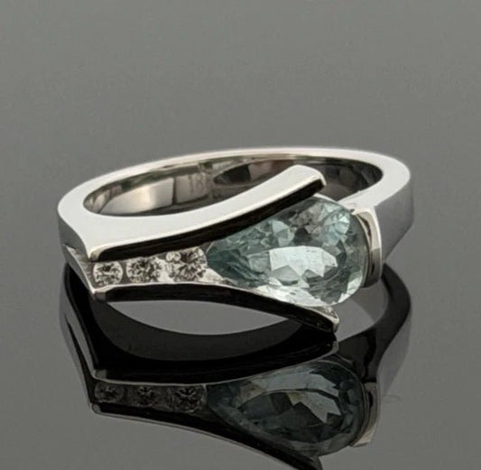 18K White Gold Aquamarine & Diamond Ring 1.20ct Pear Aquamarine 0.09ctw Size 6.5 - Devine & Co.