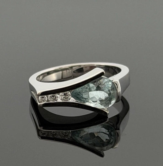 18K White Gold Aquamarine & Diamond Ring 1.20ct Pear Aquamarine 0.09ctw Size 6.5 - Devine & Co.