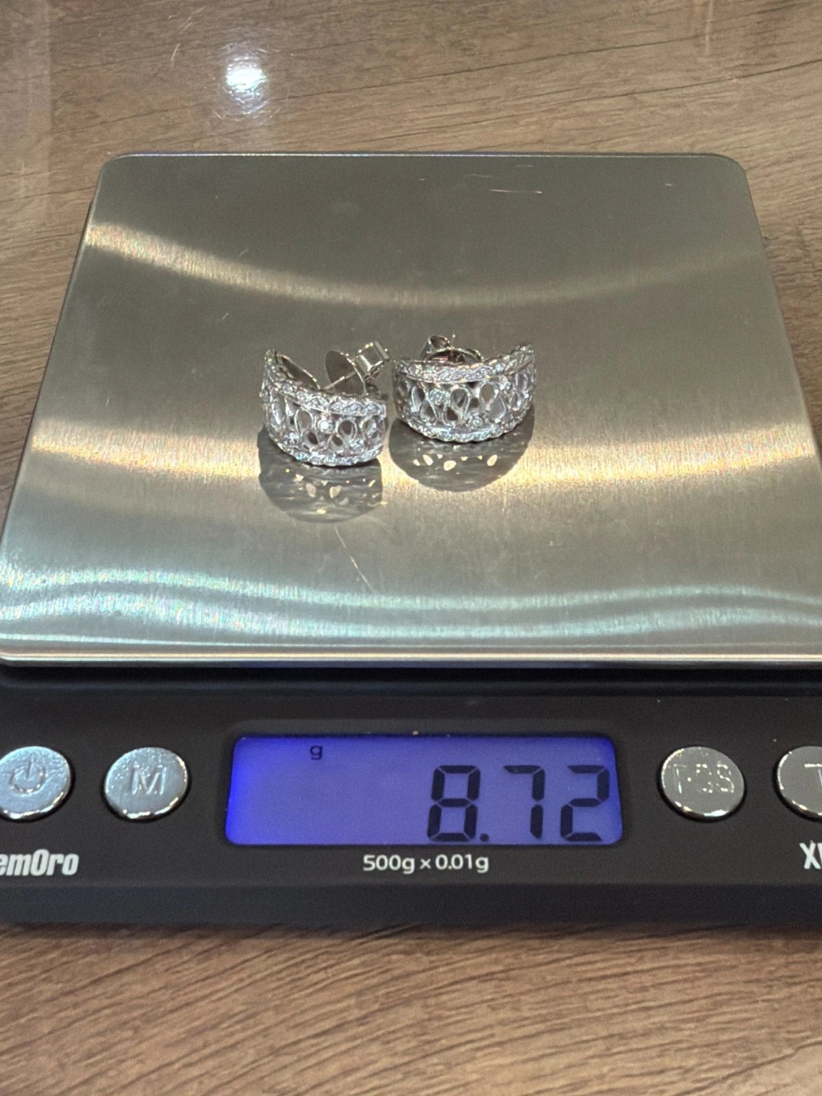 18K White Gold Diamond Cutout Hoop Earrings 0.21ctw Scalloped Jumbo Backs - Devine & Co.