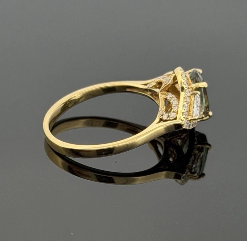 18K Yellow Gold Alexandrite & Diamond Ring 1.53ct Oval FGL Certified 0.59ctw - Devine & Co.
