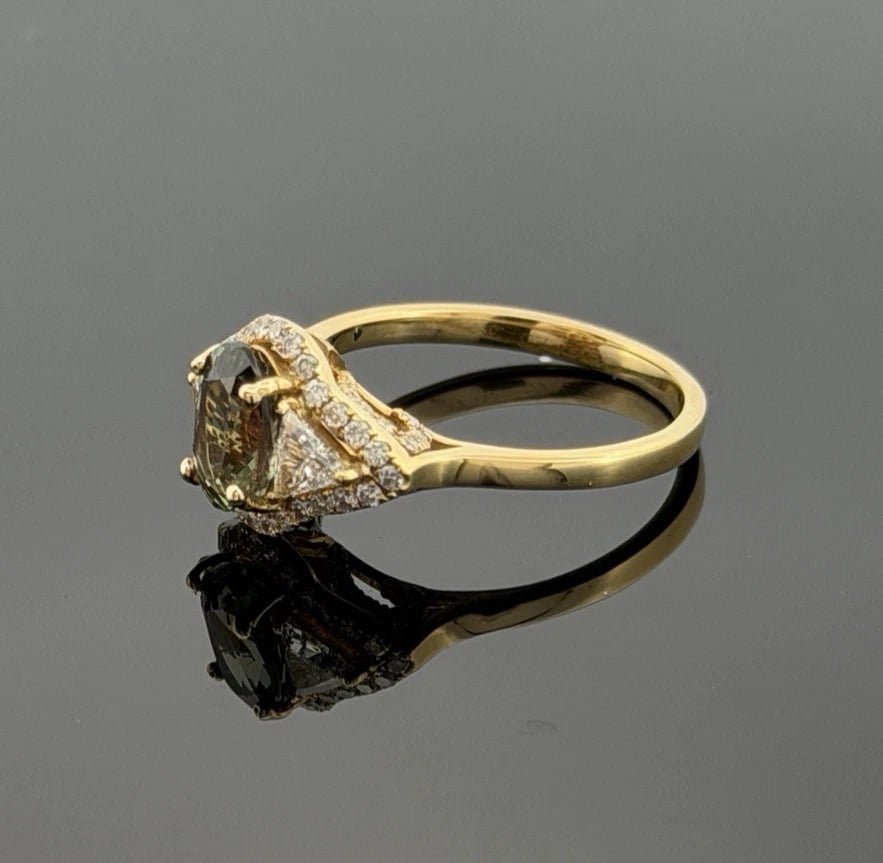18K Yellow Gold Alexandrite & Diamond Ring 1.53ct Oval FGL Certified 0.59ctw - Devine & Co.
