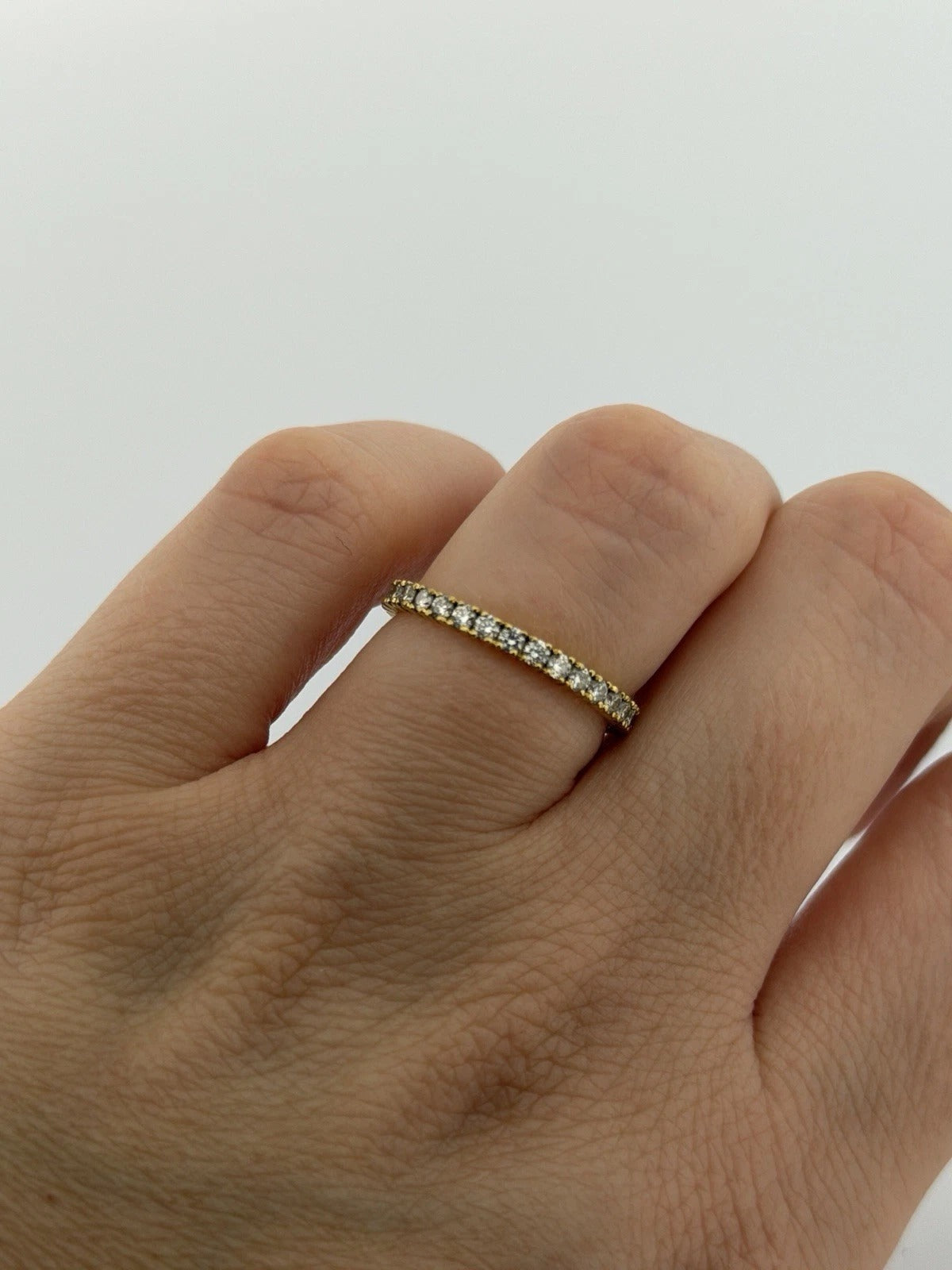 Consignment - Simon G 18K Yellow Gold Eternity .89CTW Round Natural Diamonds Band Ring Sz 7.25 - 18k gold, yellow gold, di...