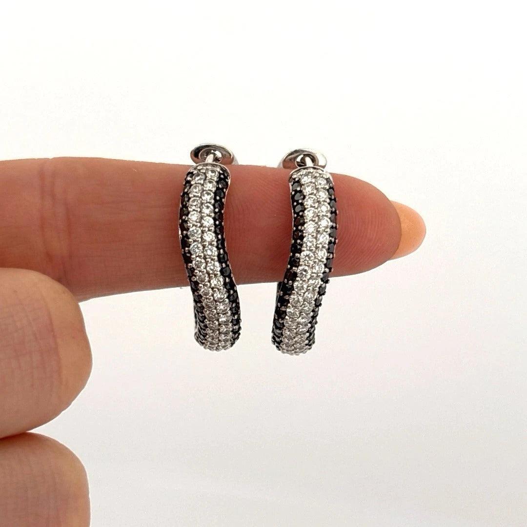 4.40ctw VS F-G Black & White Pave Diamonds 18K White Gold Wave Hoop Earrings - Devine & Co.