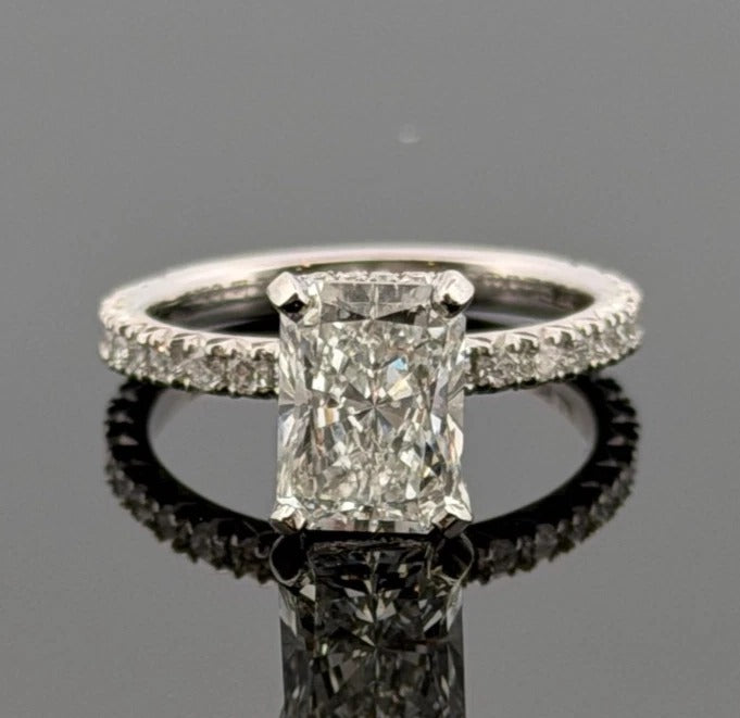 Consignment - Platinum Solitaire Diamond Natural Radiant 2.50ct F/VS2 GIA Engagement Ring Size 7 - platinum, diamond, ring...
