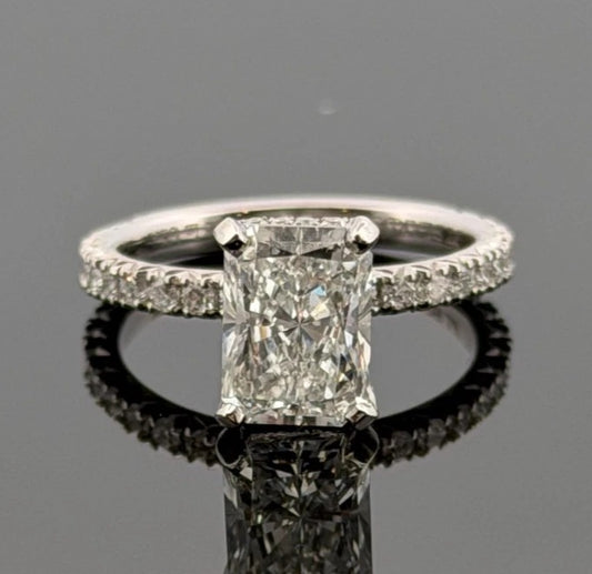Consignment - Platinum Solitaire Diamond Natural Radiant 2.50ct F/VS2 GIA Engagement Ring Size 7 - platinum, diamond, ring...