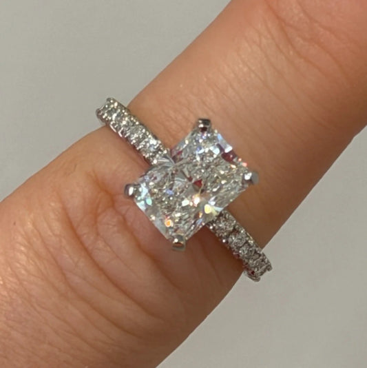 Consignment - Platinum Solitaire Diamond Natural Radiant 2.50ct F/VS2 GIA Engagement Ring Size 7 - platinum, diamond, ring...