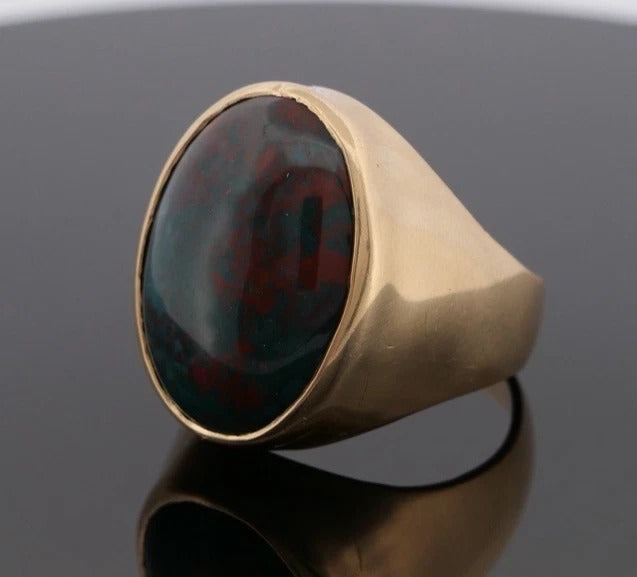 14K Yellow Gold 20.80 Grams Men’s Large Oval Cabochon Bloodstone Ring Size 14.5