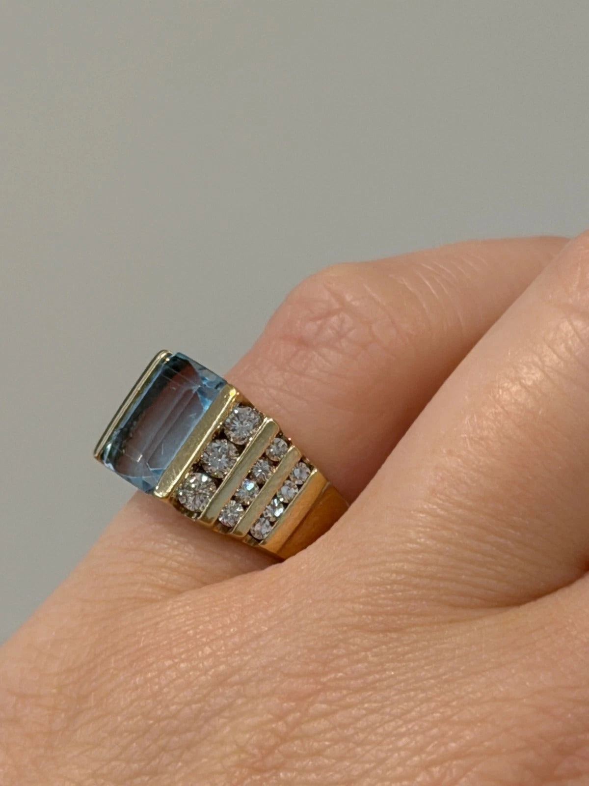 14K Yellow Gold Emerald Cut 7.75g Aquamarine Diamond Ring Size 4.75