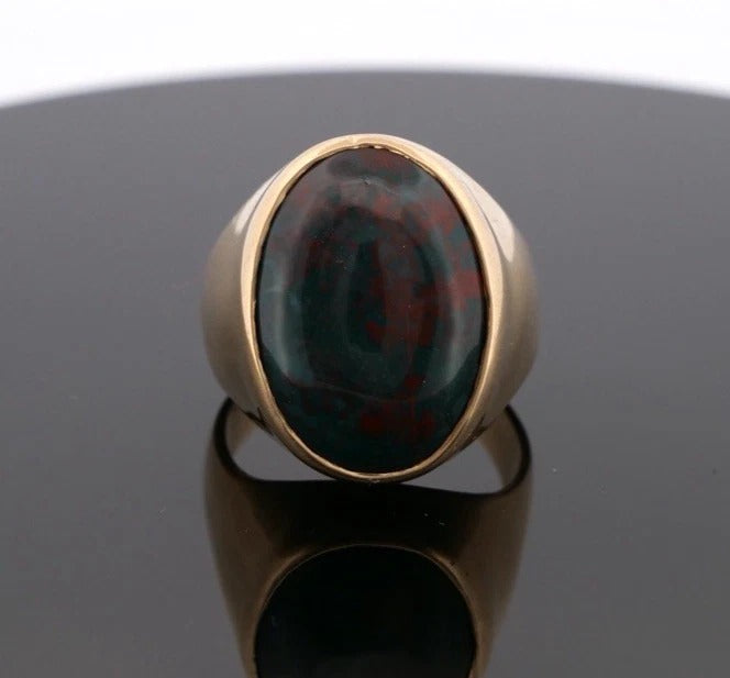 14K Yellow Gold 20.80 Grams Men’s Large Oval Cabochon Bloodstone Ring Size 14.5