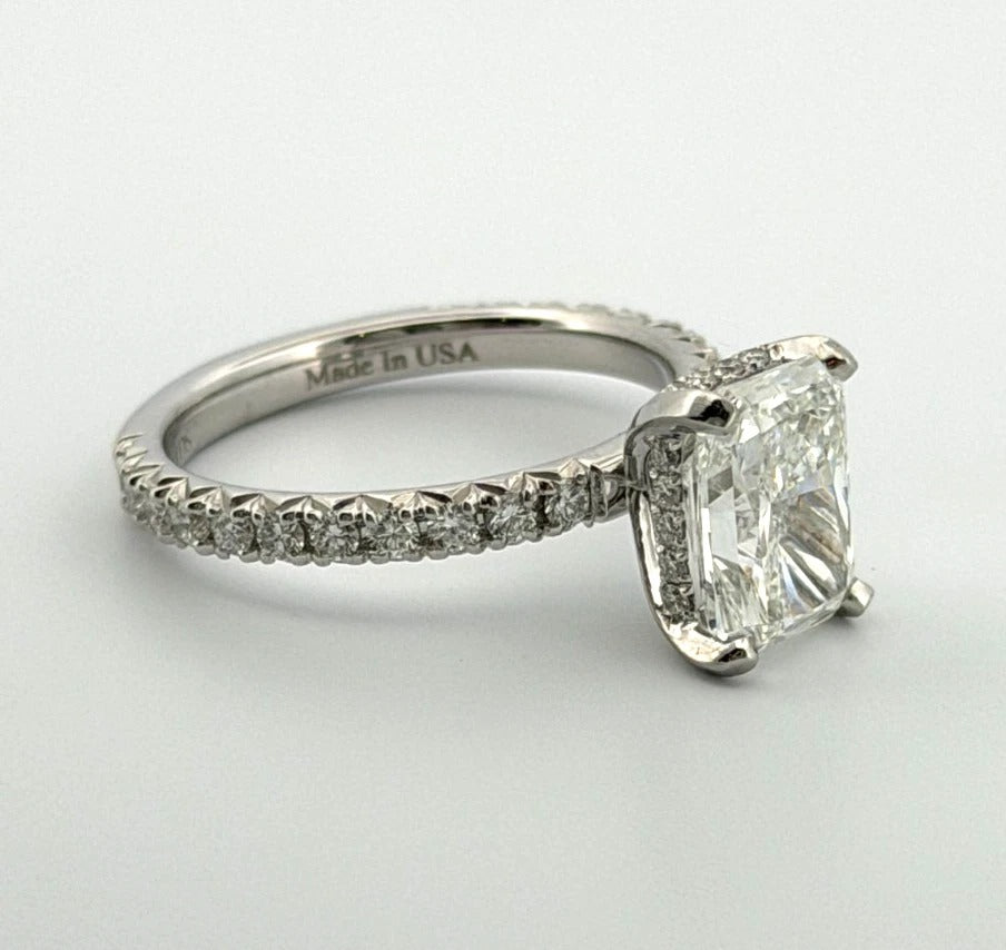Consignment - Platinum Solitaire Diamond Natural Radiant 2.50ct F/VS2 GIA Engagement Ring Size 7 - platinum, diamond, ring...
