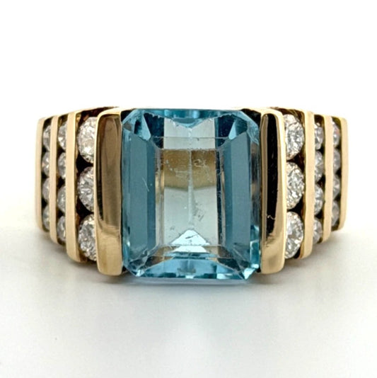 14K Yellow Gold Emerald Cut 7.75g Aquamarine Diamond Ring Size 4.75