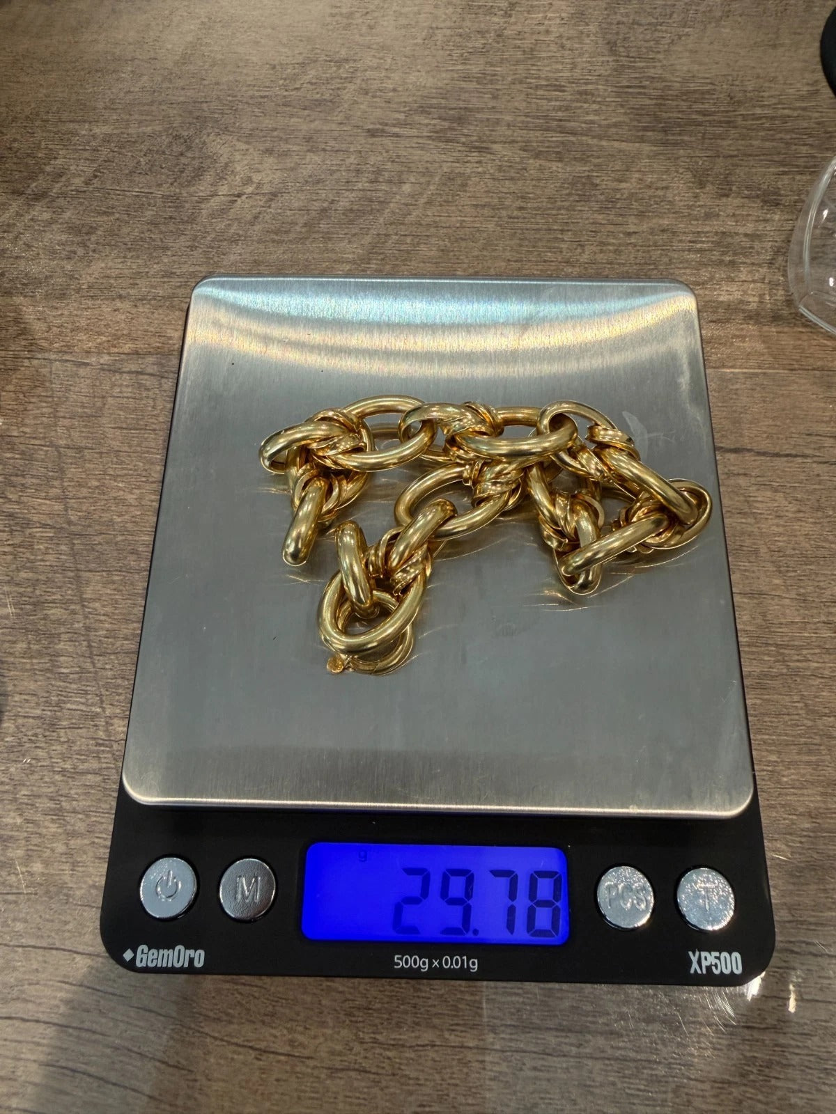 Heavy Italian 14K Yellow Gold  29.78 Grams 9”-15mm Wide Oval Link Bracelet