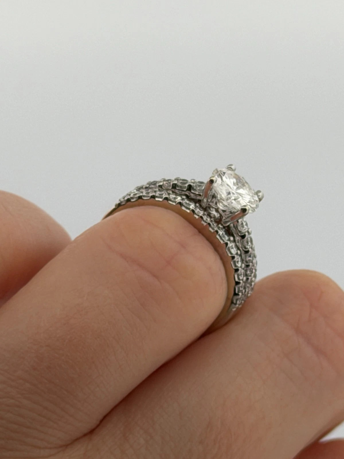 14K White Gold 1.30ct I2, H Round Brilliant Diamond Pave Engagement Ring Size 6.75