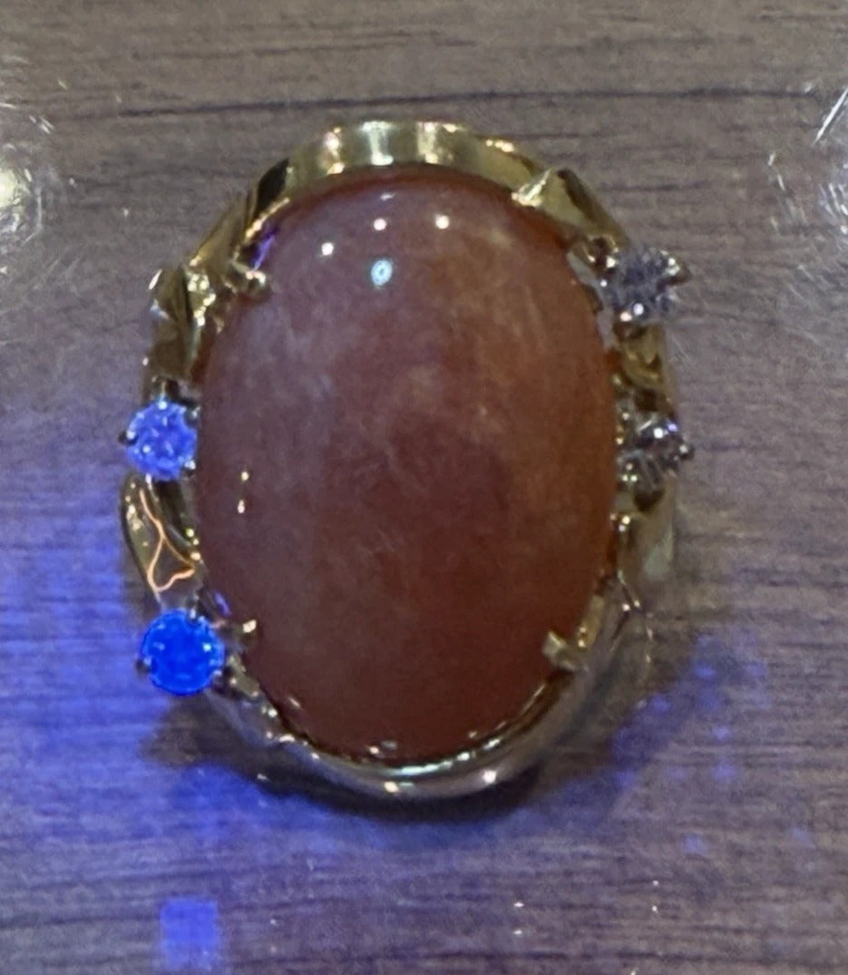 14K Yellow Gold Freeform Large Natural Orange Jadeite Cabochon & Diamond Ring by Devine & Co — stone detail