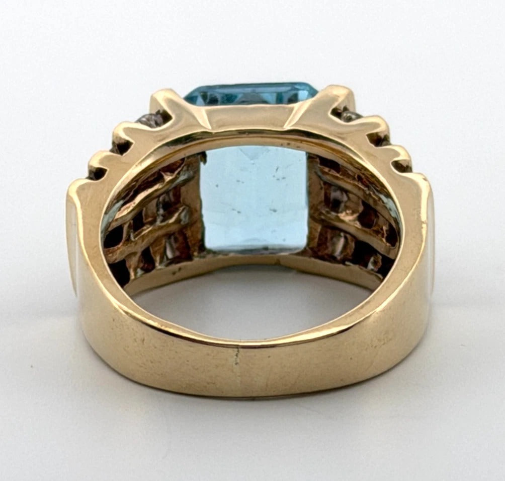 14K Yellow Gold Emerald Cut 7.75g Aquamarine Diamond Ring Size 4.75