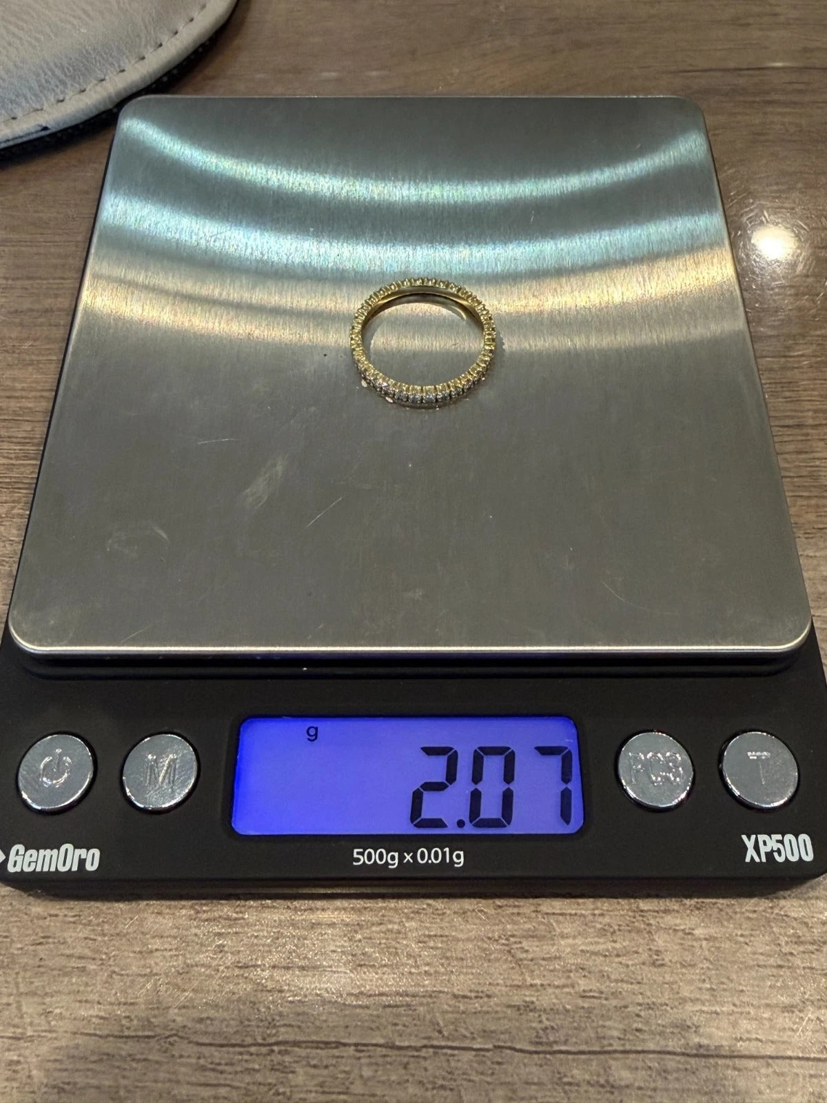 Consignment - Simon G 18K Yellow Gold Eternity .89CTW Round Natural Diamonds Band Ring Sz 7.25 - 18k gold, yellow gold, di...