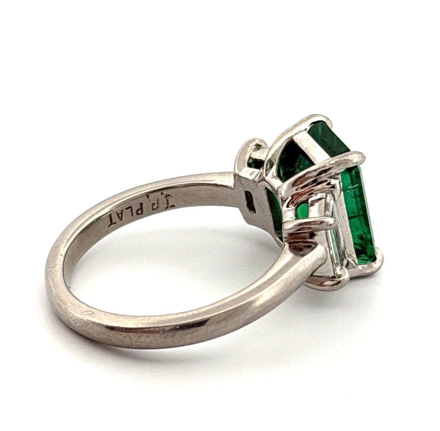 Platinum Natural Zambian Emerald Ring 3.62ct GIA Origin Report Trapezoid Diamond - Devine & Co.