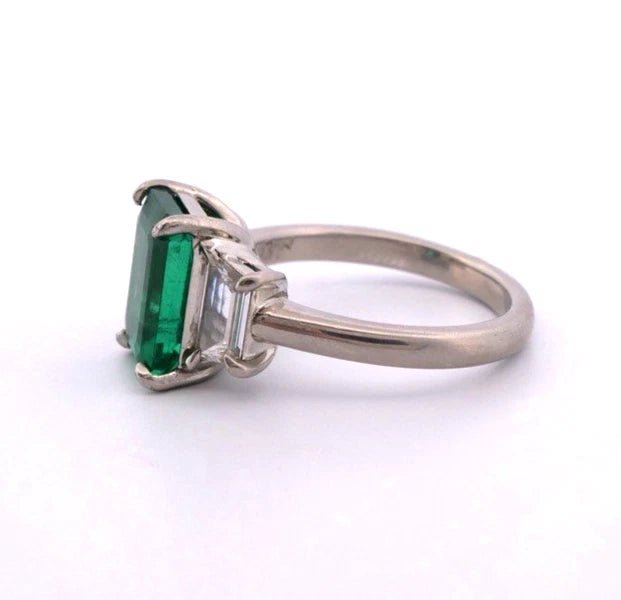 Platinum Natural Zambian Emerald Ring 3.62ct GIA Origin Report Trapezoid Diamond - Devine & Co.