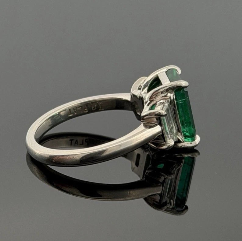 Platinum Natural Zambian Emerald Ring 3.62ct GIA Origin Report Trapezoid Diamond - Devine & Co.
