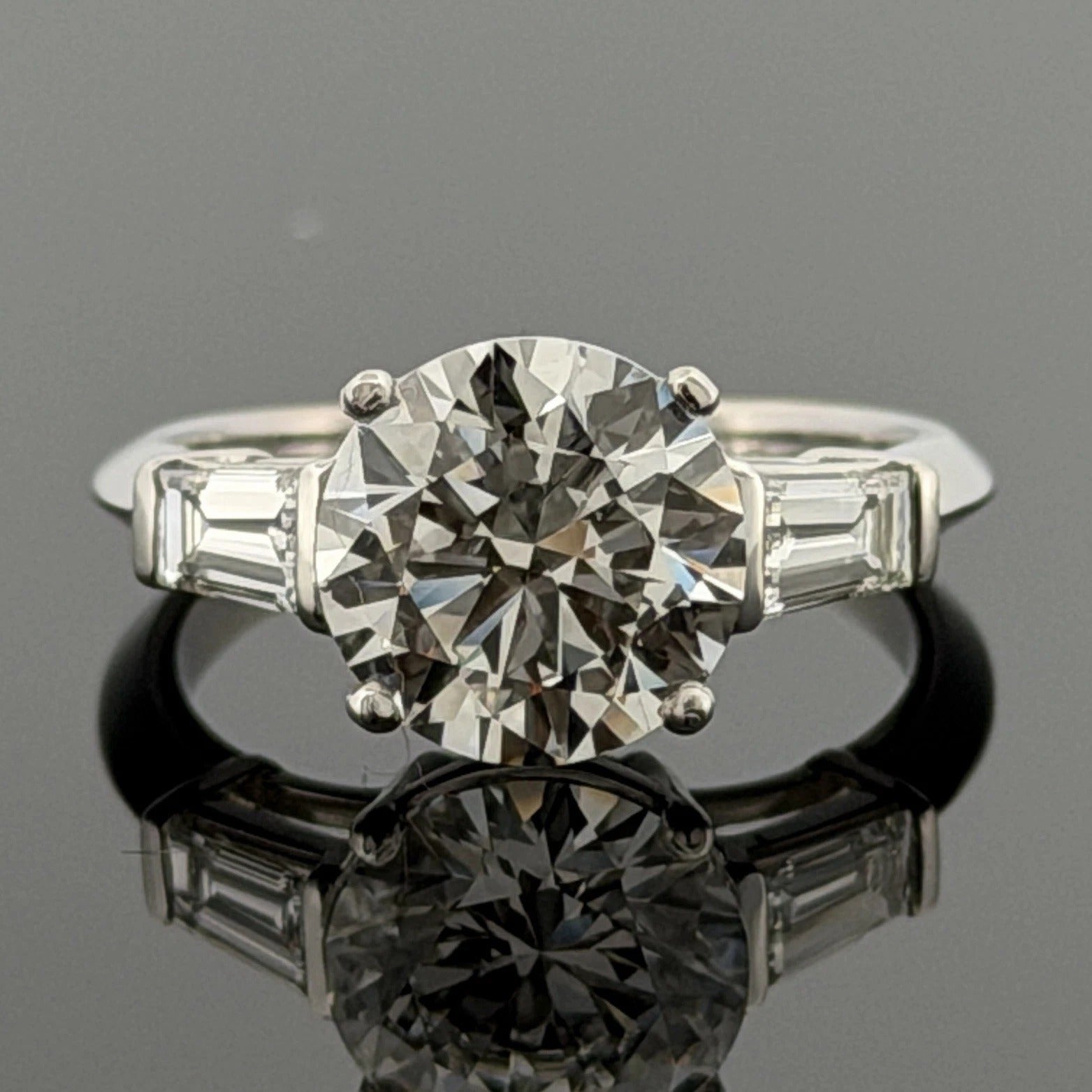 Consignment - Platinum 3.01ct Round Brilliant Natural Diamond GIA Baguettes Three-Stone Ring - platinum, diamond, ring - (...