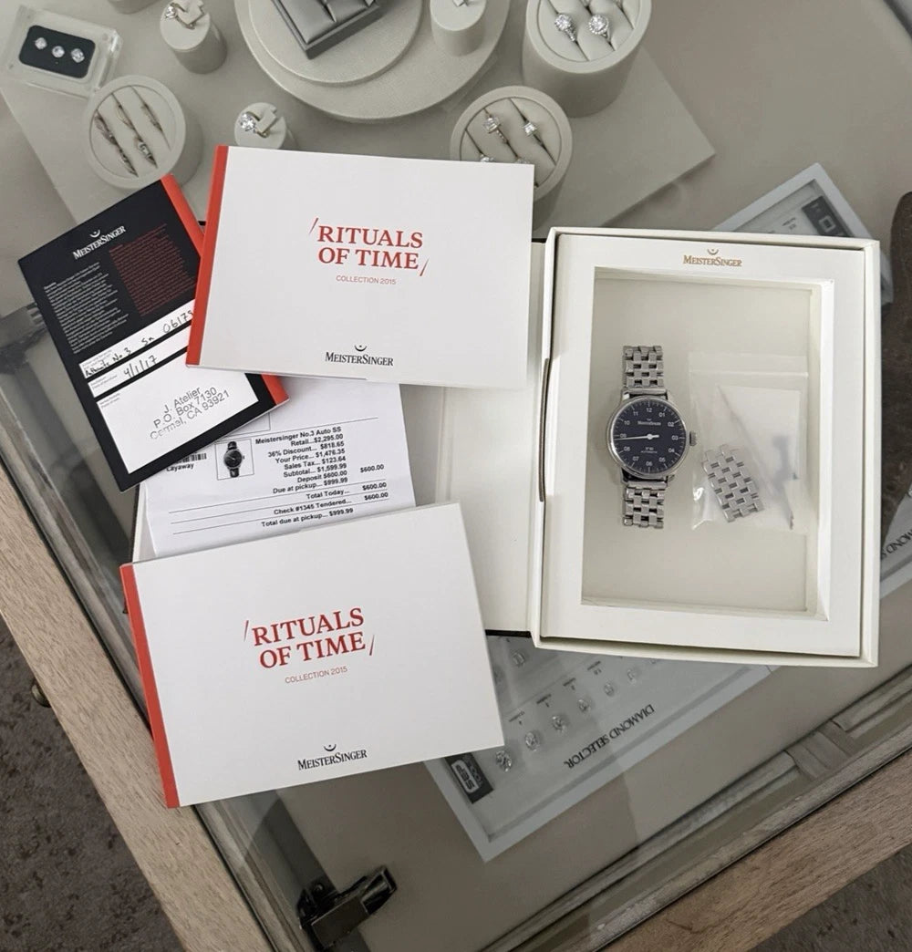 MeisterSinger No.03 Automatic Single-Hand Watch SS Black Dial Bracelet Full Set by Devine & Co — band detail