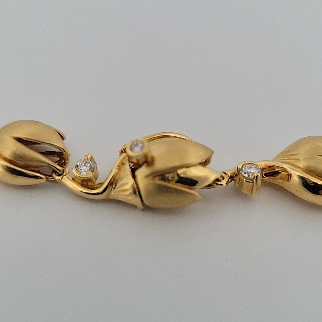 Na Hoku 18K Yellow Gold Pikake Diamond Necklace, Bracelet & Earrings Set 117.8gr by Devine & Co — front view
