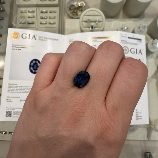 Natural Heated Thailand Loose Blue Sapphire GIA 6.37ct Oval Faceted, alternate view
