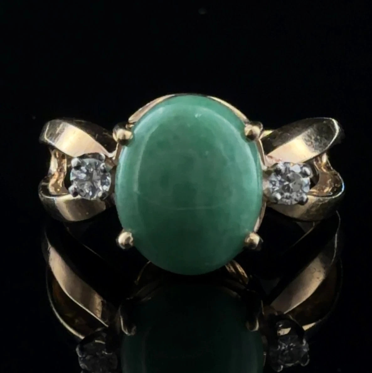 Estate 14K Yellow Gold Jadeite Jade Diamond Ring Oval Cabochon Size 6