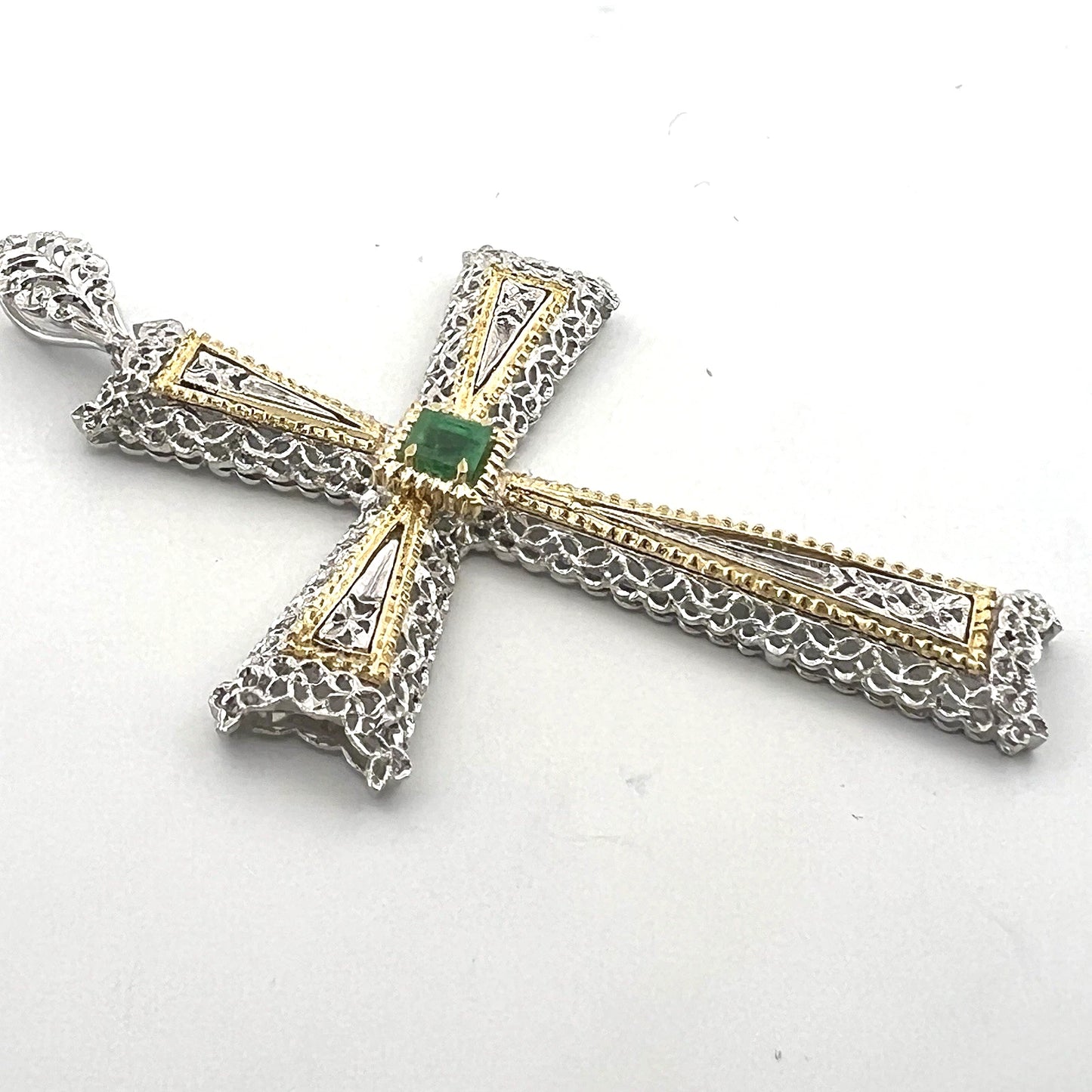 Vintage 18K Two-Tone Gold Natural Emerald Filigree Cross Pendant Italy Large