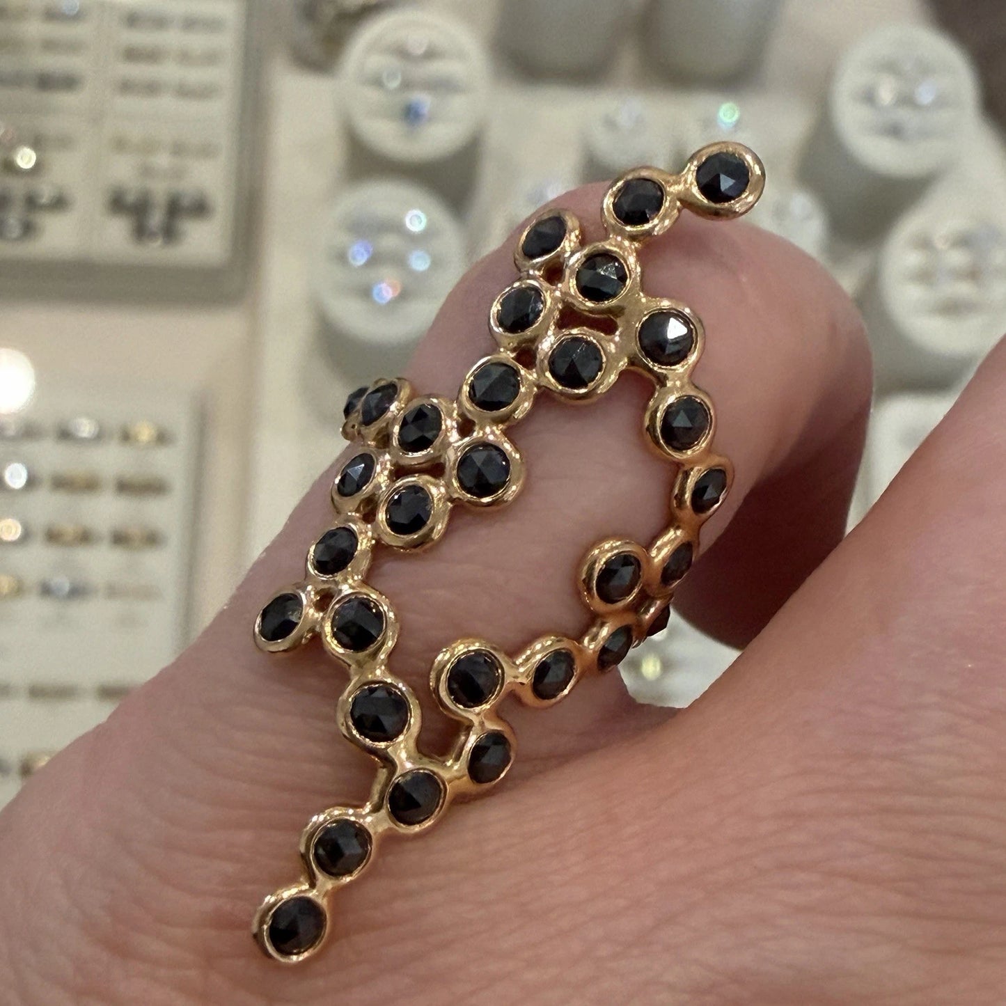 LITO DNA Ring 18K Gold Black Rose Cut Diamond Ring Approx 1.50CT Size 5.5