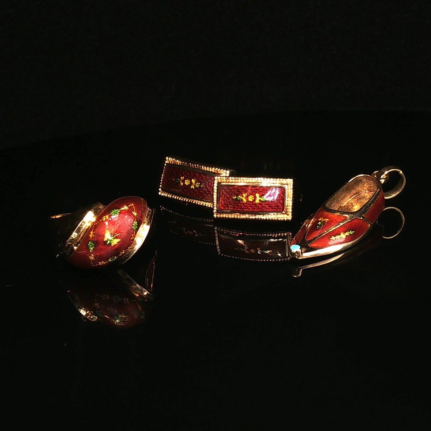 Vintage 14K Yellow Gold Red Enamel Butterfly Motif Ring Slipper Pendant Earrings