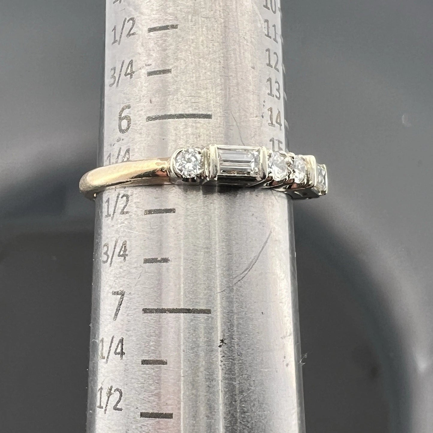 14K Gold Platinum Baguette Diamond Band .25ctw 2g Estate Ring 6.75