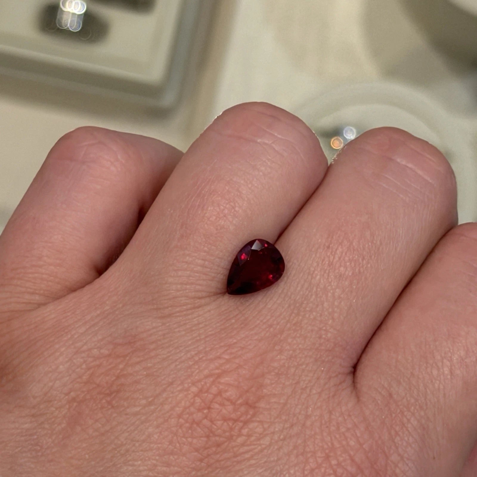 Natural Heated Loose Madagascar Red Ruby 2.26ct GIA Pear Shape, profile detail