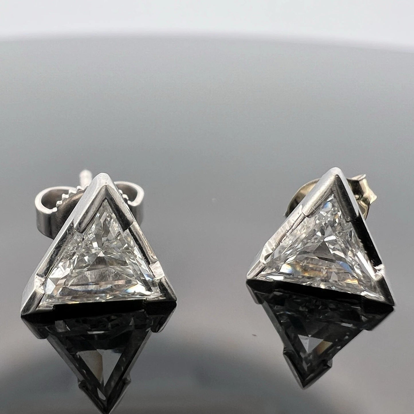 Platinum Triangular Trillion Diamond Stud Post Earrings .95ctw H SI1-VS1 Estate