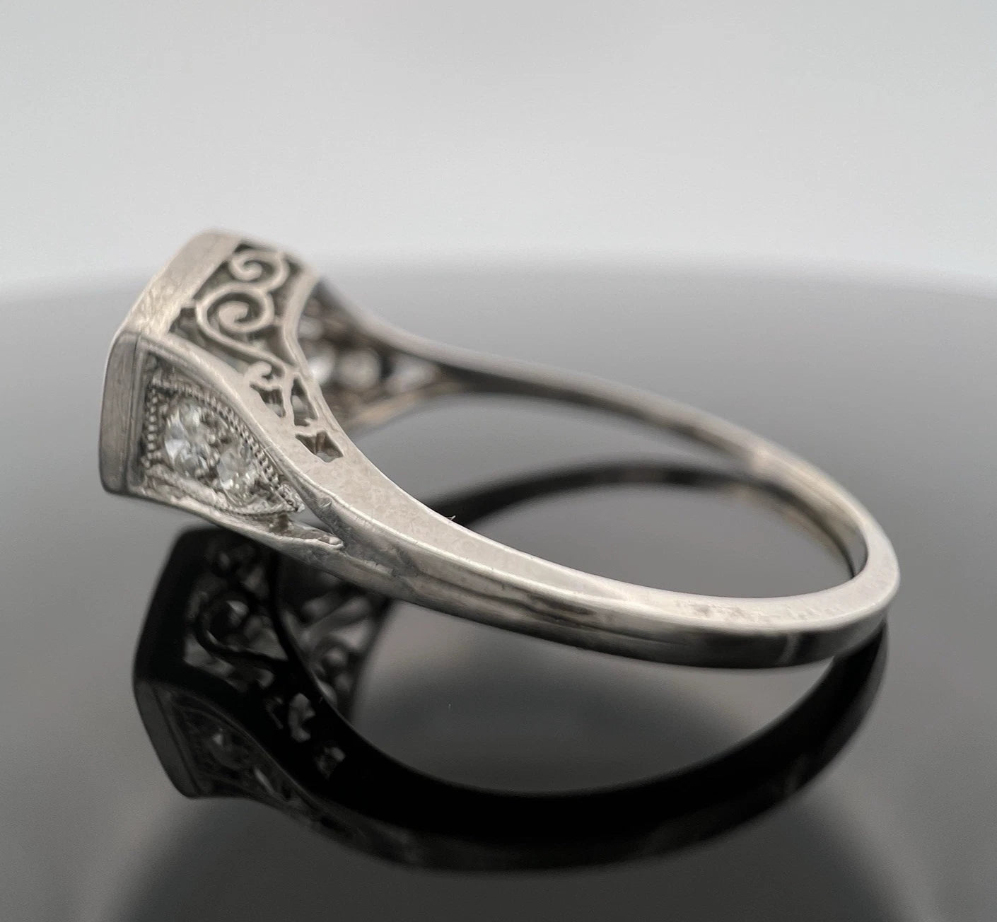 Antique Platinum 1.80ct Old European Cut Diamond Ring Art Deco Size 8