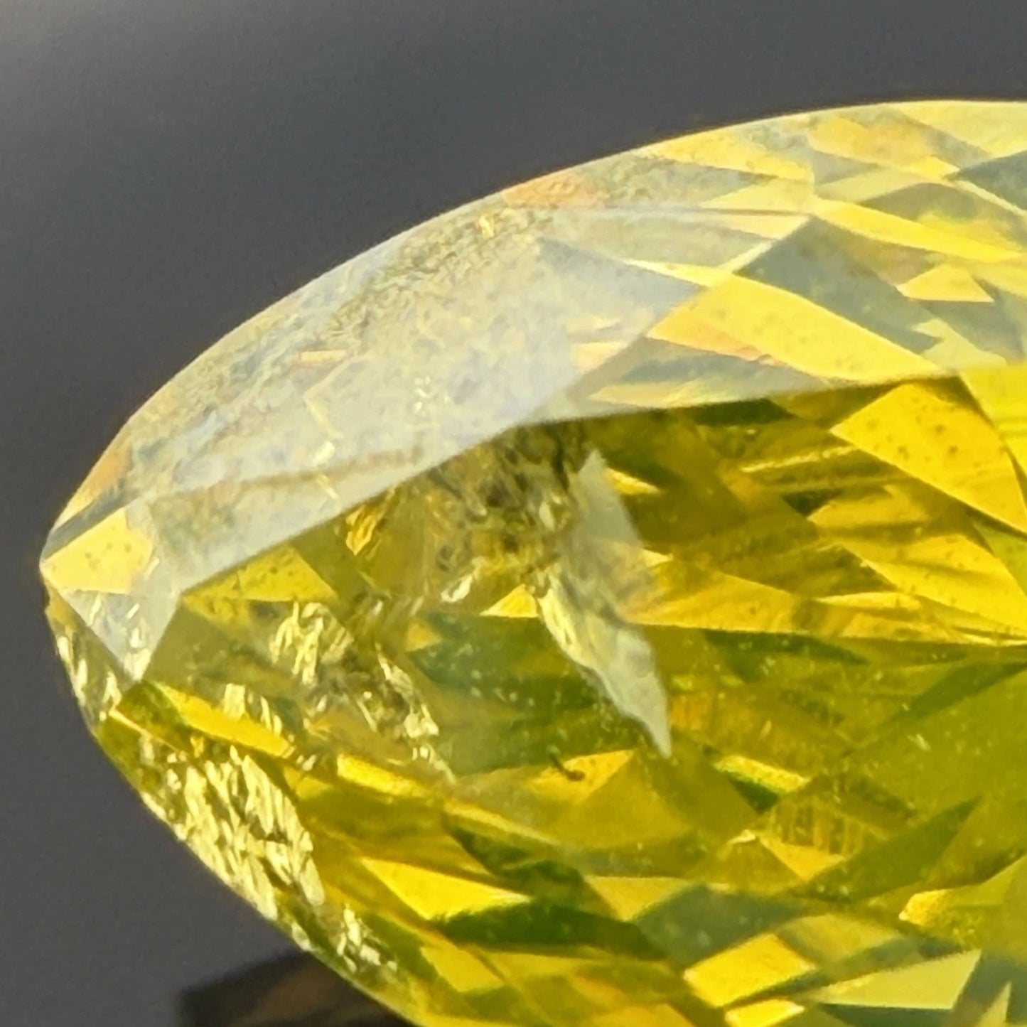 Loose GIA 1.33CT Fancy Vivid Greenish Yellow Diamond I2 Treated Marquise