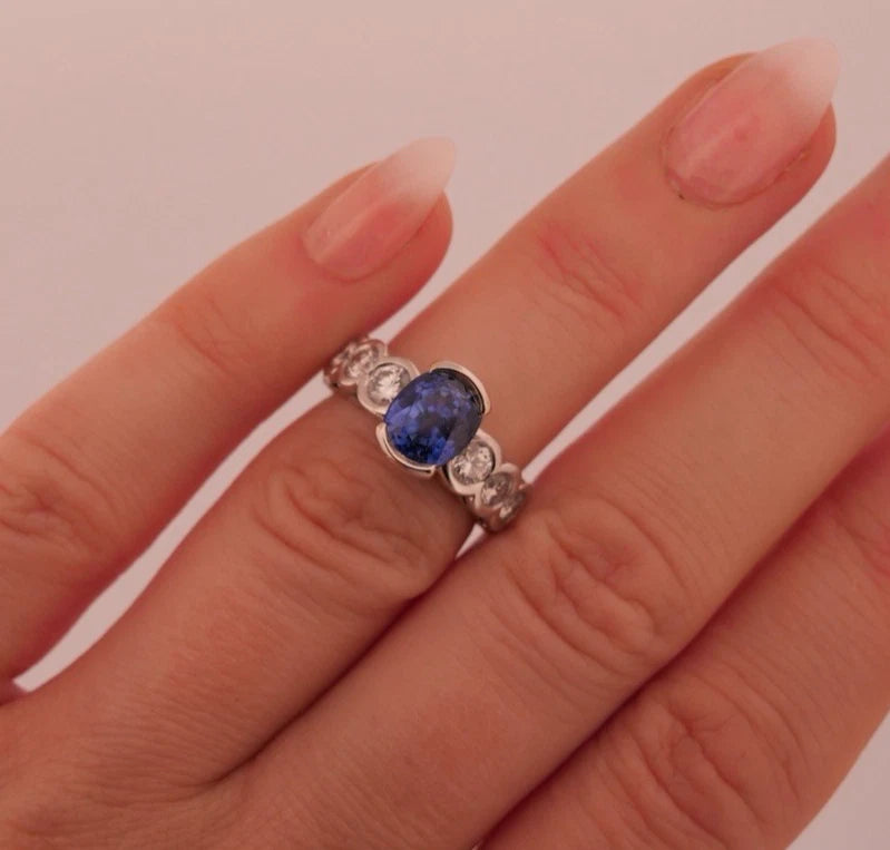 Natural Oval Sapphire Diamond Ring 18K Gold 2.75ctw Sapphire 1.00ctw Dia Sz 5 by Devine & Co — side view