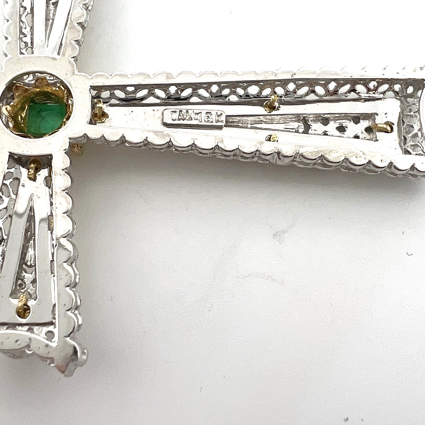 Vintage 18K Two-Tone Gold Natural Emerald Filigree Cross Pendant Italy Large