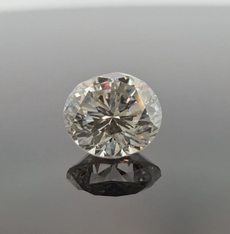 GIA 1.62 Carat Loose Round Brilliant Cut Natural Diamond I Color VS2 Clarity, detail view