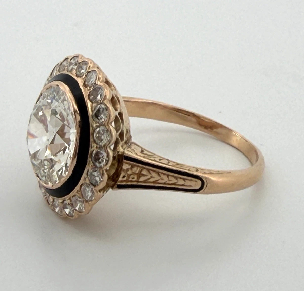 Vintage 3.00ctw Natural Diamond Circular Brilliant Halo Ring GIA Report 14K/15K, close-up detail