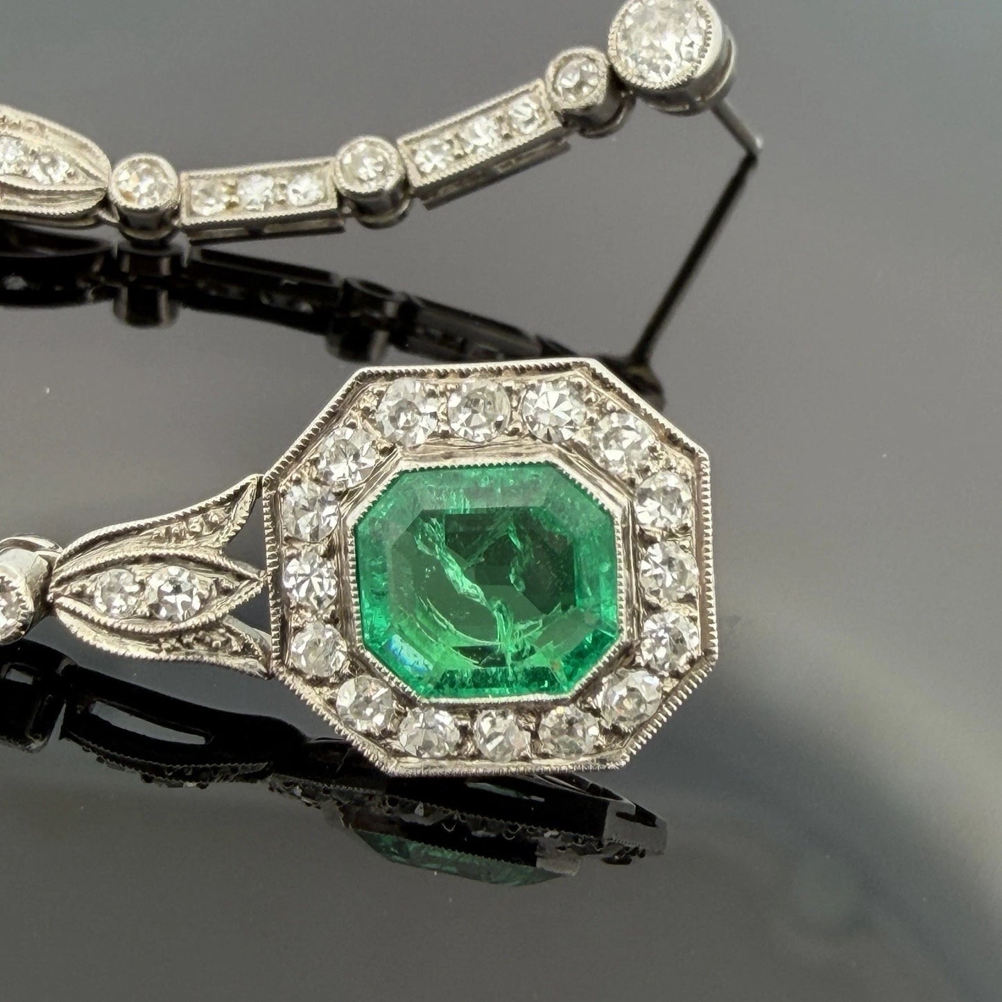 Colombian Emerald and Diamond Platinum Drop Earrings GIA Jewelry Report Certified, scale detail