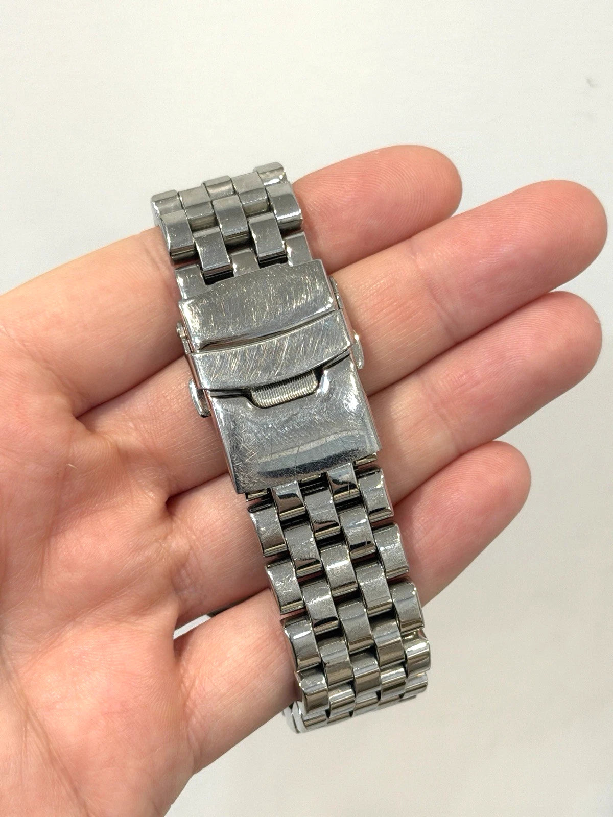 MeisterSinger No.03 Automatic Single-Hand Watch SS Black Dial Bracelet Full Set by Devine & Co — detail view